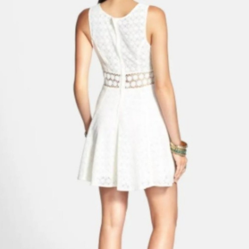 FREE PEOPLE beige cream daisy cut out sleeveless lined floral lace dress - Picture 3 of 13